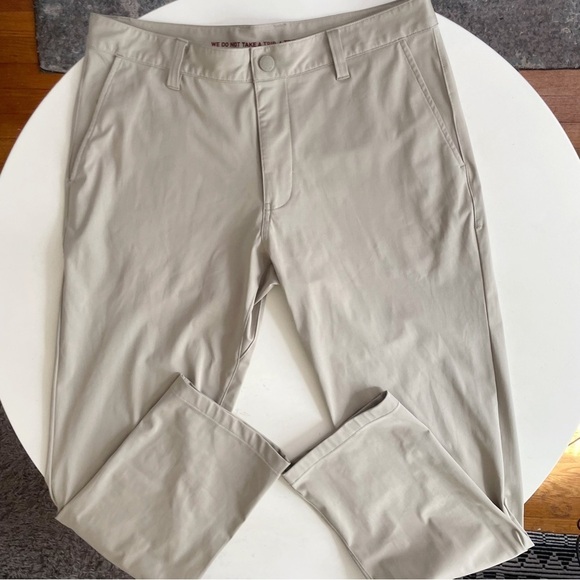 Rhone Men’s Classic Fit Straight Leg Commuter Pant Khaki 31x31